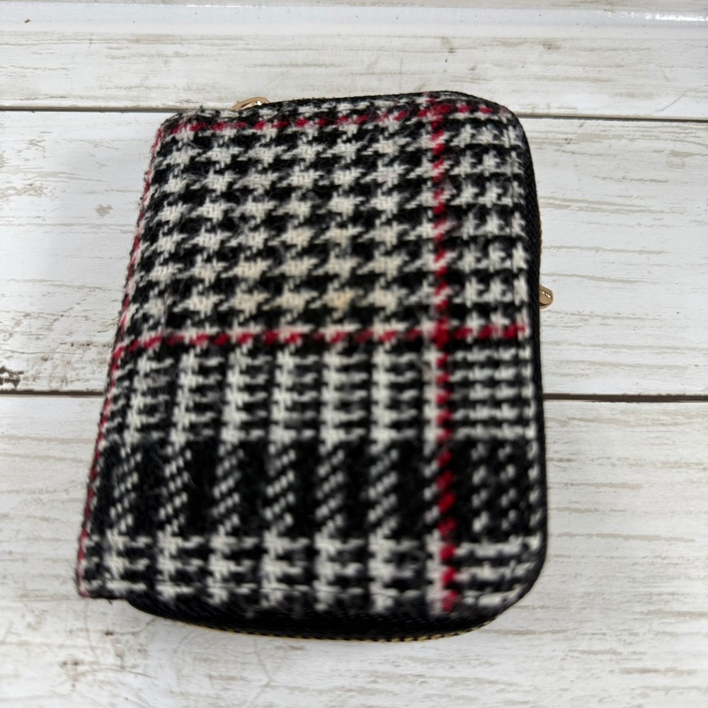 Houndstooth Plaid Zip Around Wallet Black White Red Gold‎ Tone Hardware